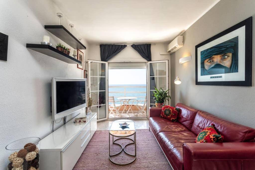 Apartment In Front Of The Beach Pineda de Mar Exterior foto
