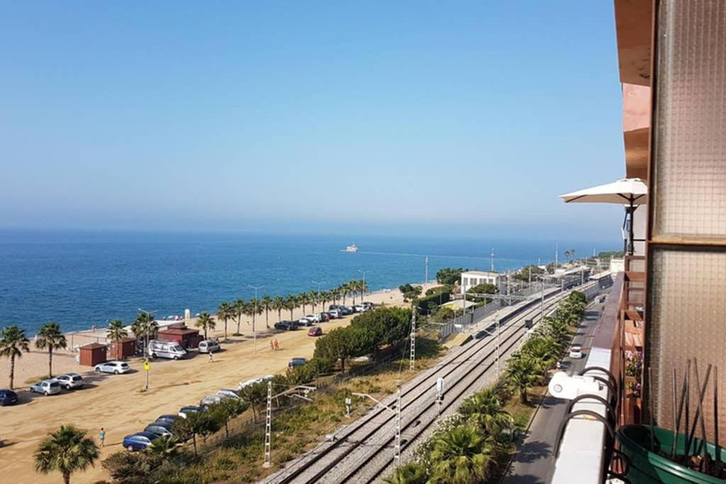 Apartment In Front Of The Beach Pineda de Mar Exterior foto
