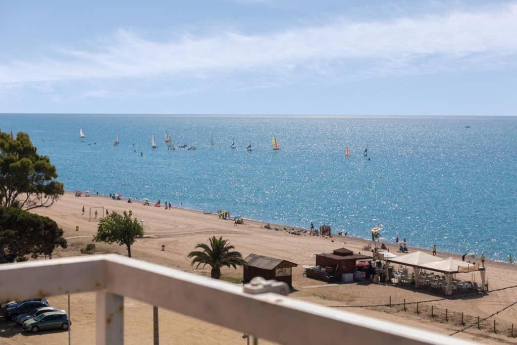 Apartment In Front Of The Beach Pineda de Mar Exterior foto